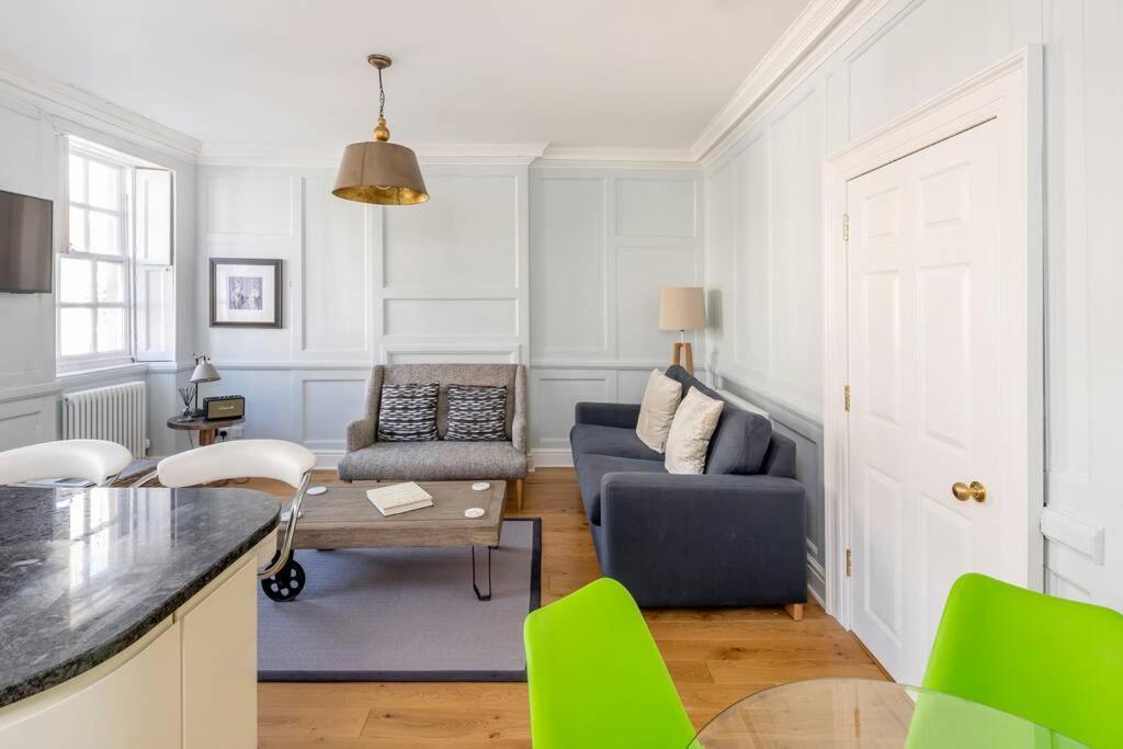 באת' Beautiful Apartment, Incredible Central Location מראה חיצוני תמונה