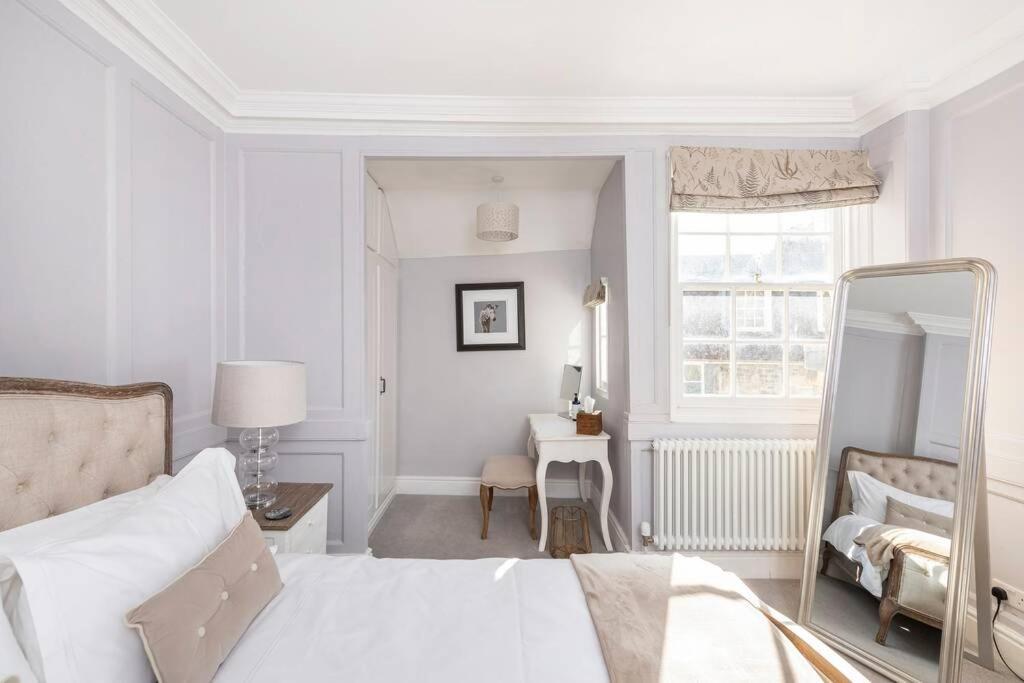 באת' Beautiful Apartment, Incredible Central Location מראה חיצוני תמונה